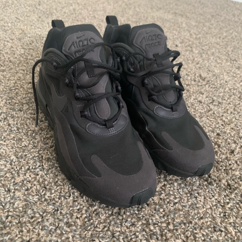 Nike Air Max 270 React